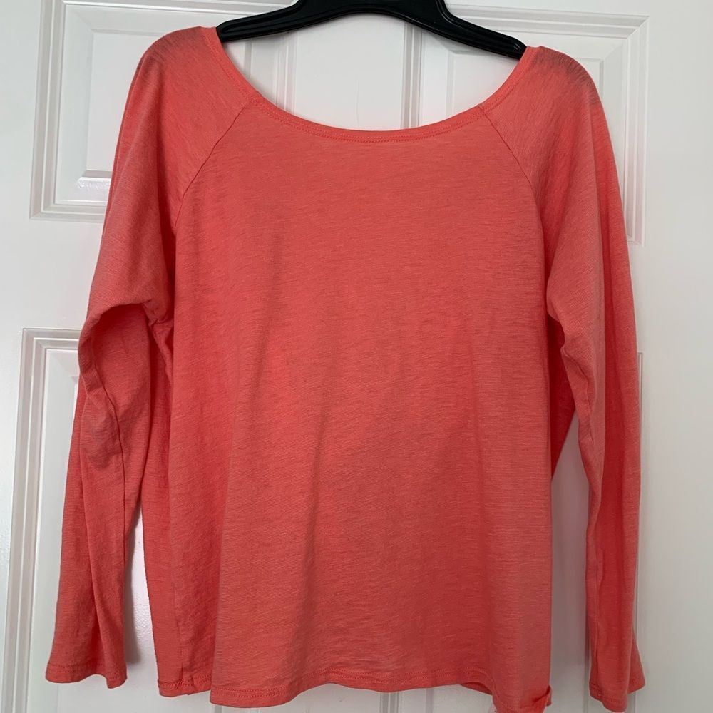 Fabletics Woman’s Pink Coral Long Sleeve Twist Back Top size Small